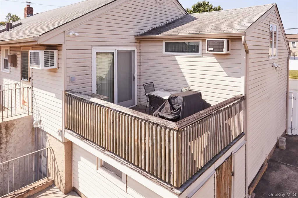 3373 Lawrence Avenue Oceanside NY 11572
