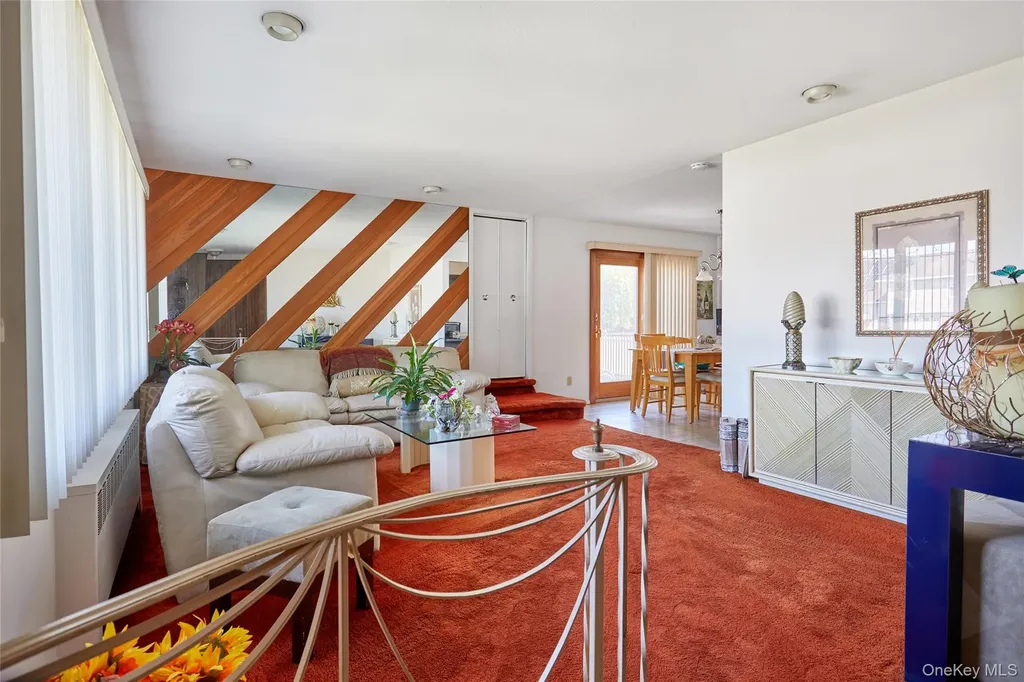 3373 Lawrence Avenue Oceanside NY 11572