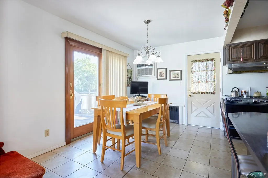 3373 Lawrence Avenue Oceanside NY 11572