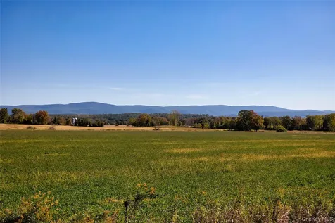 65 Tims Road Ancram NY 12502
