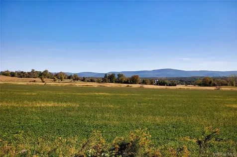 65 Tims Road Ancram NY 12502