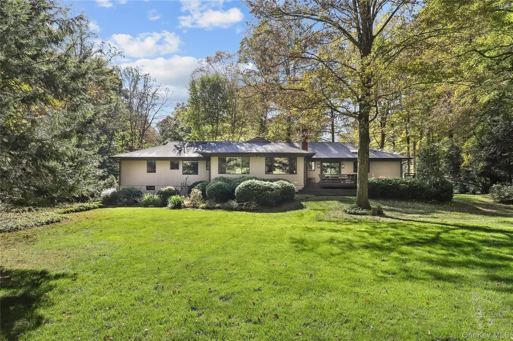 34 Blair Road Armonk NY 10504