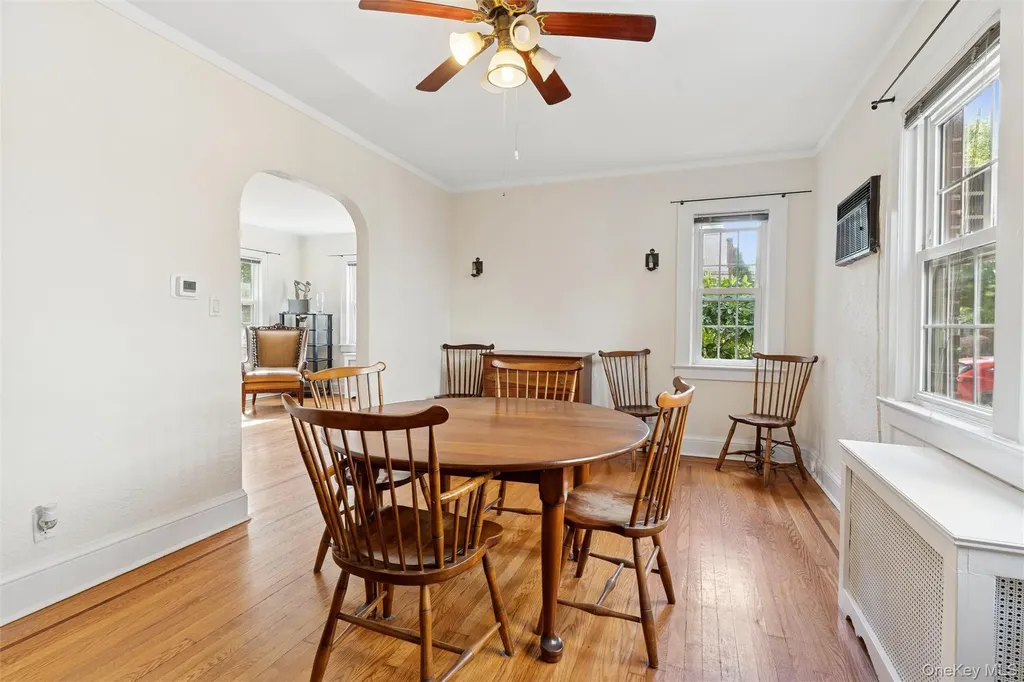 9 Troy Place Merrick NY 11566