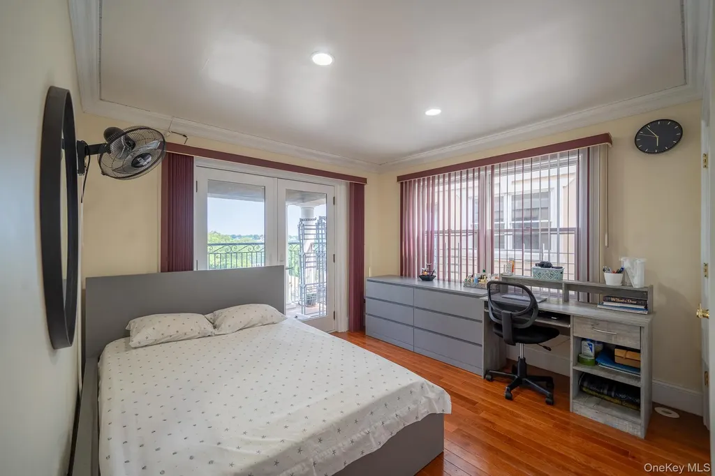 580 Valley Avenue Yonkers NY 10703
