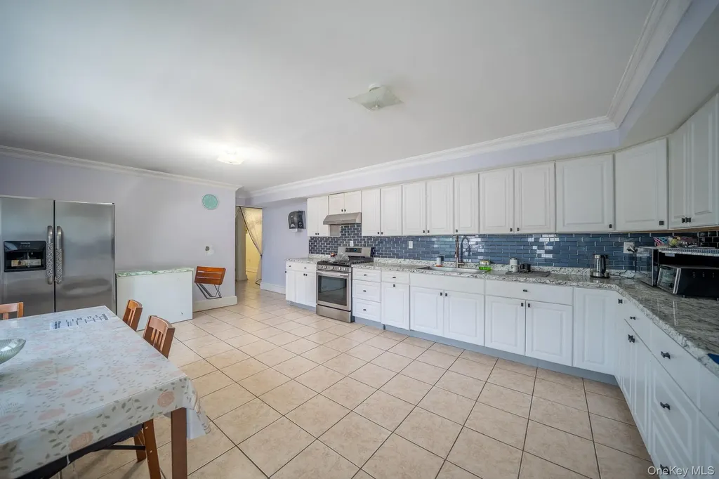 580 Valley Avenue Yonkers NY 10703