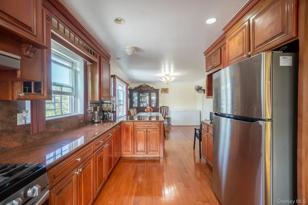 580 Valley Avenue Yonkers NY 10703
