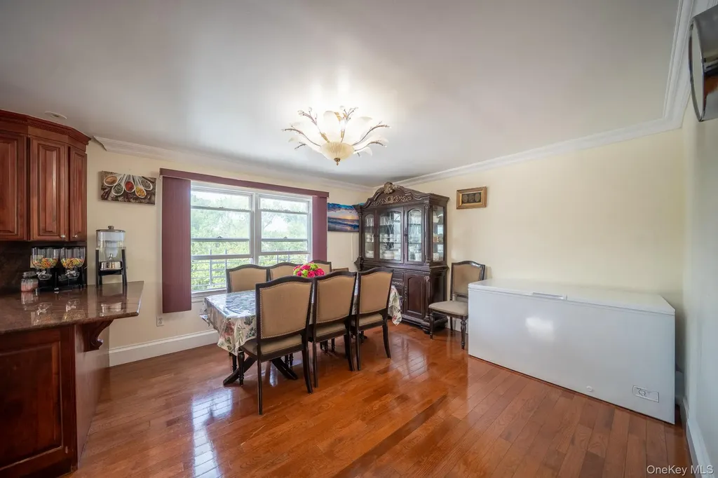 580 Valley Avenue Yonkers NY 10703