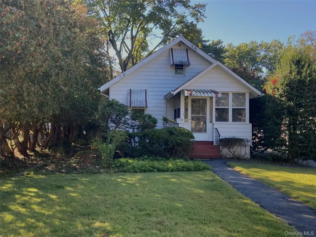 19 Palmer Avenue Nanuet NY 10954