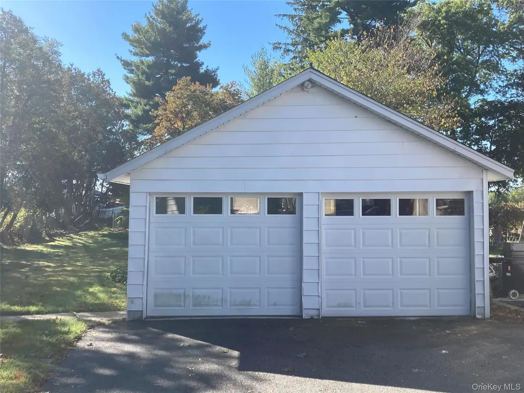 19 Palmer Avenue Nanuet NY 10954