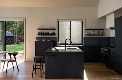 72 Van Tine Road Kerhonkson NY 12446