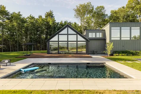 72 Van Tine Road Kerhonkson NY 12446