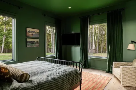 72 Van Tine Road Kerhonkson NY 12446