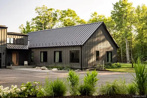 72 Van Tine Road Kerhonkson NY 12446