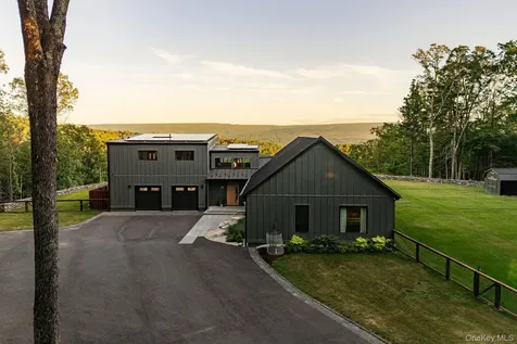 72 Van Tine Road Kerhonkson NY 12446