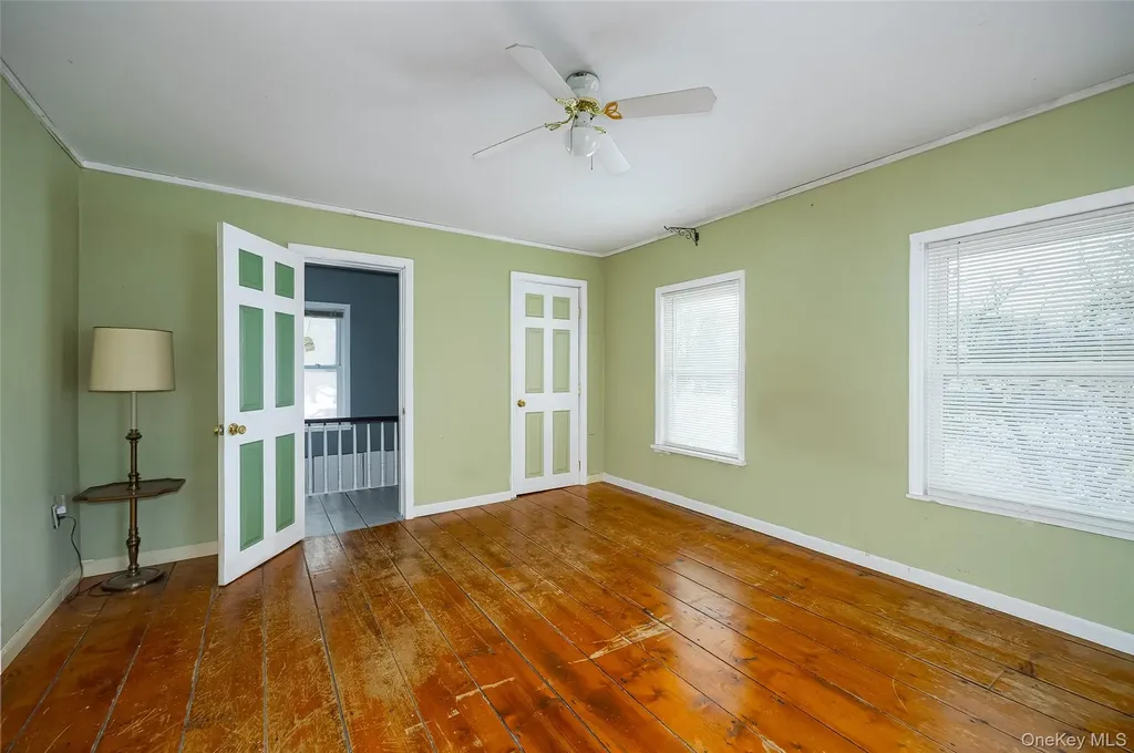33 Thompson Street Red Hook NY 12571