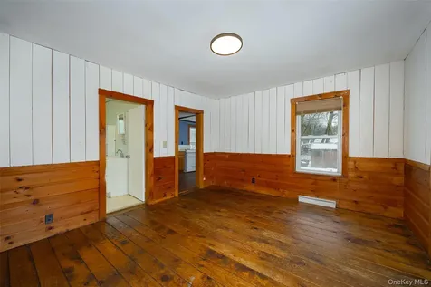 33 Thompson Street Red Hook NY 12571