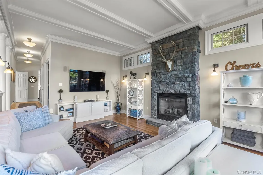 2 Pheasant Run Setauket NY 11733