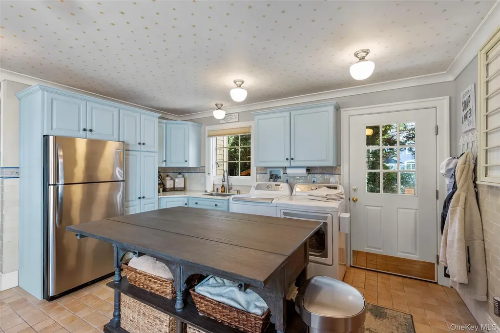 2 Pheasant Run Setauket NY 11733