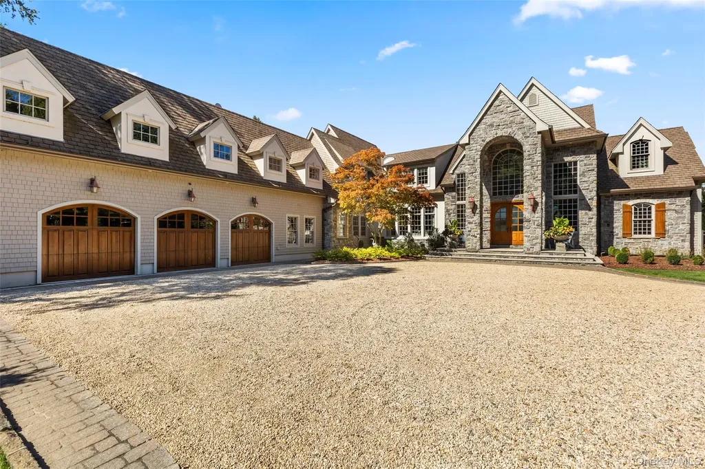 2 Pheasant Run Setauket NY 11733