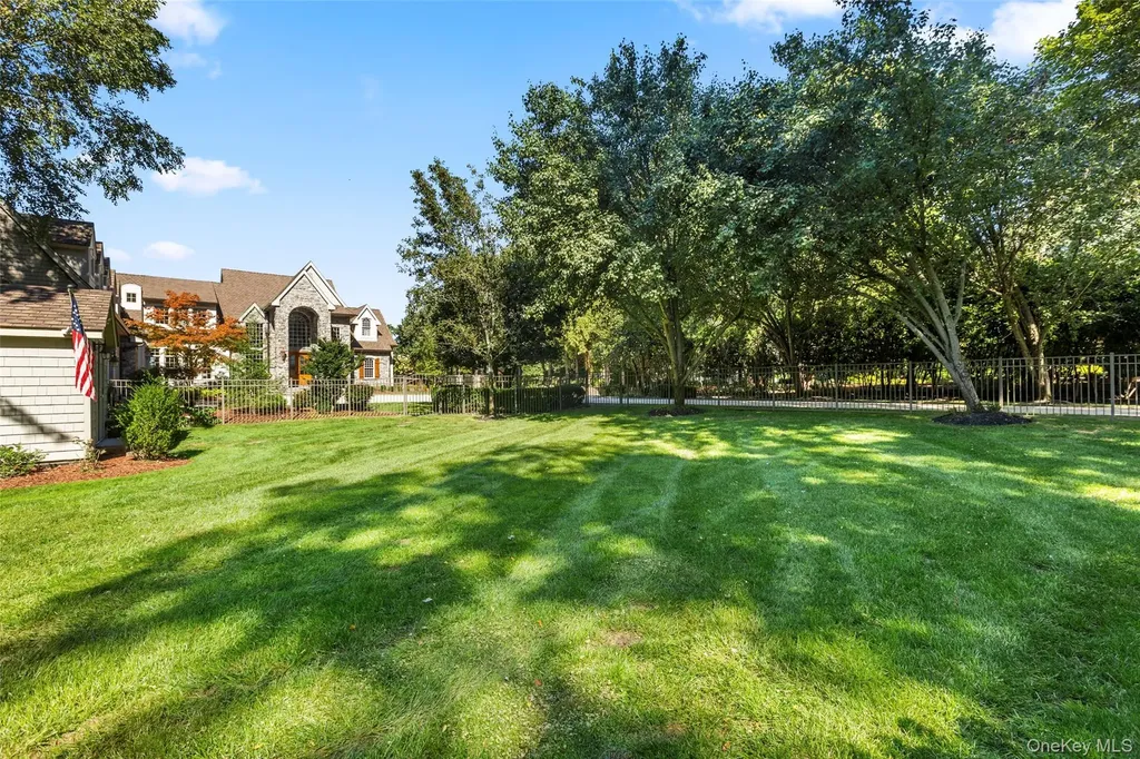 2 Pheasant Run Setauket NY 11733