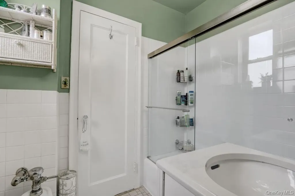 141 Woodmere Boulevard Woodmere NY 11598