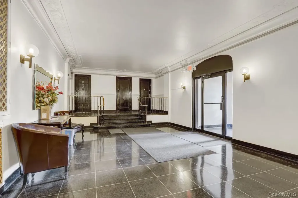 141 Woodmere Boulevard Woodmere NY 11598