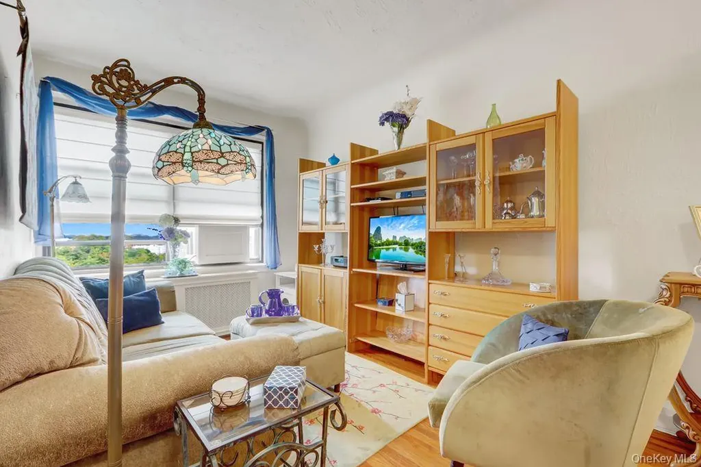 141 Woodmere Boulevard Woodmere NY 11598
