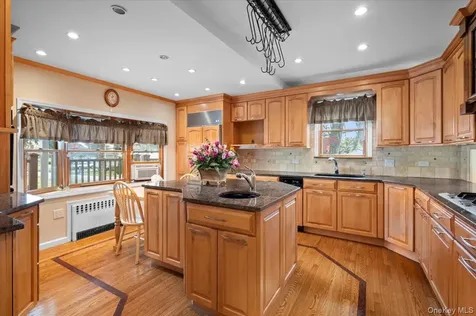 140 Columbus Avenue Valhalla NY 10595