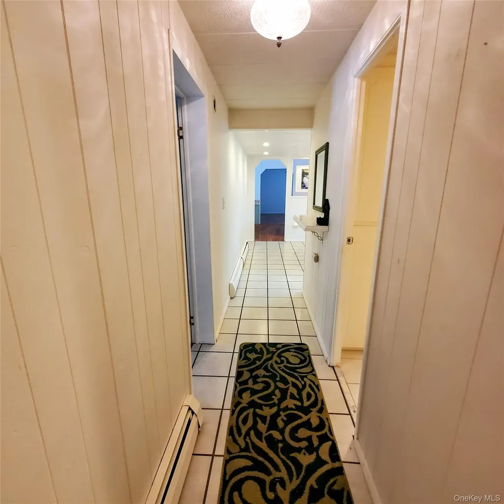 29 Perry Road Hyde Park NY 12538