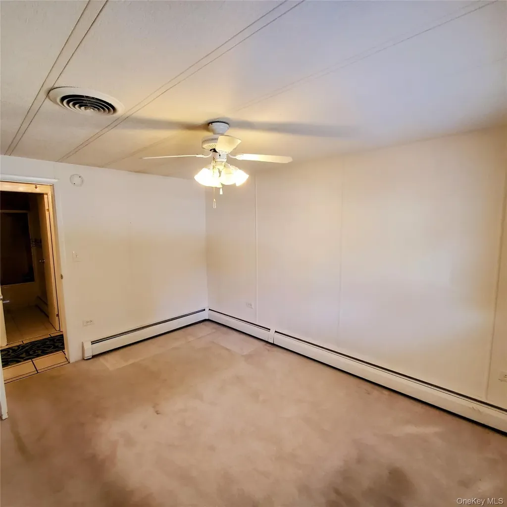 29 Perry Road Hyde Park NY 12538