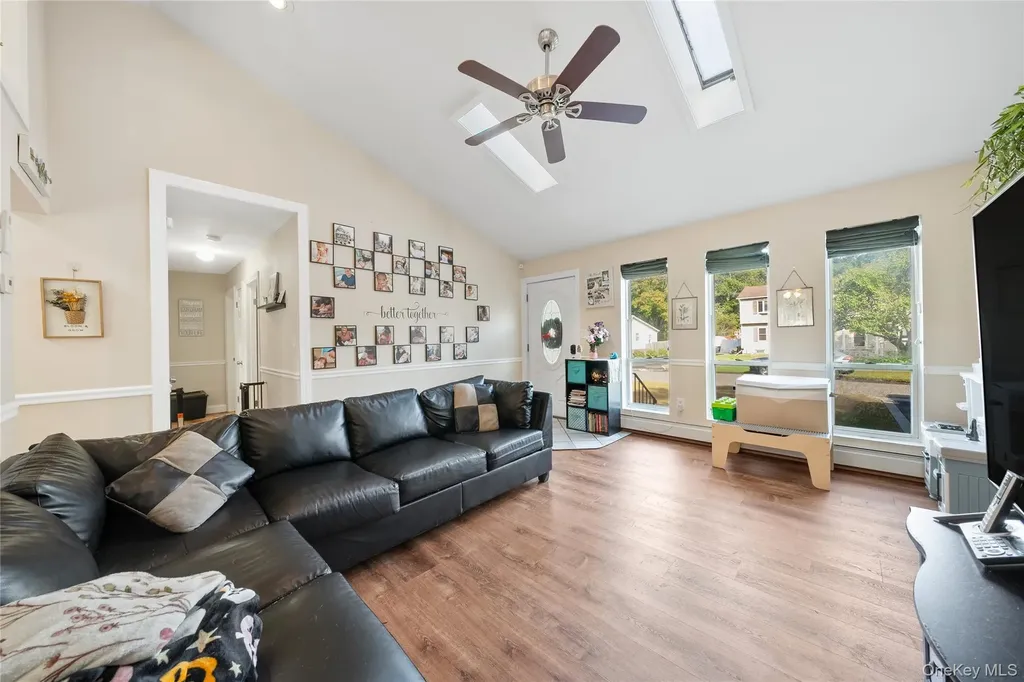 139 Forrest Avenue Shirley NY 11967