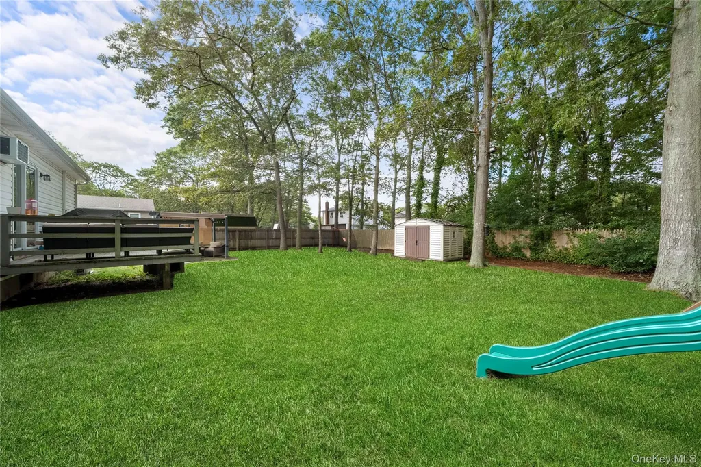 139 Forrest Avenue Shirley NY 11967
