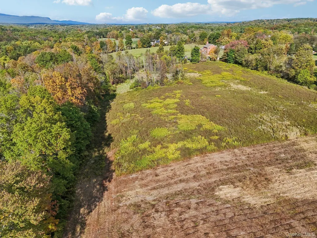 728 State Route 302 Pine Bush NY 12566