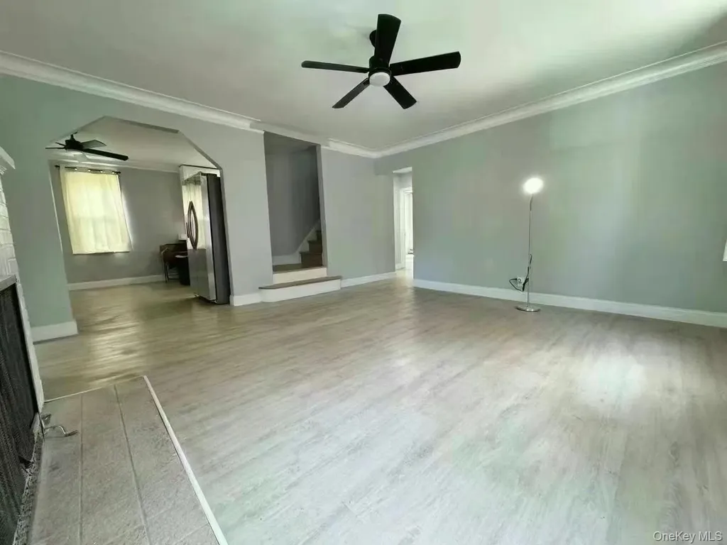 345 Plainfield Avenue Floral Park NY 11001