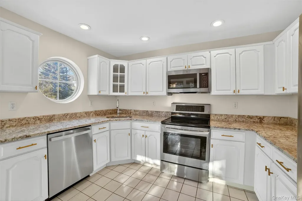 14 Pond View Lane Ossining NY 10562