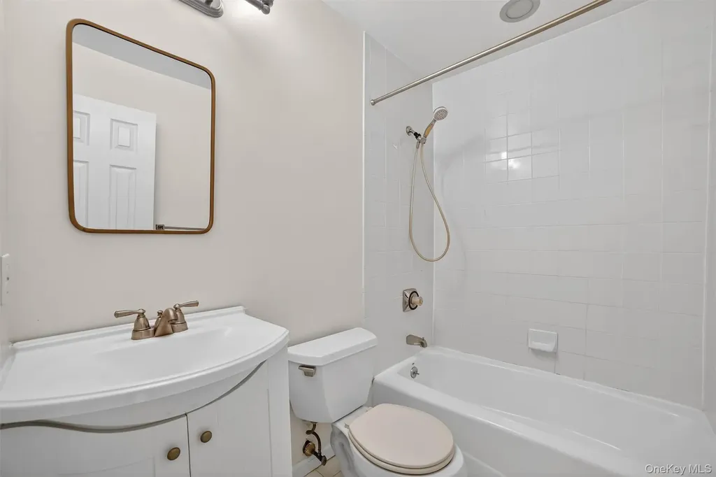14 Pond View Lane Ossining NY 10562
