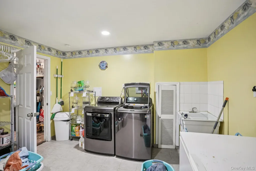 4 Isaac Drive Pomona NY 10970