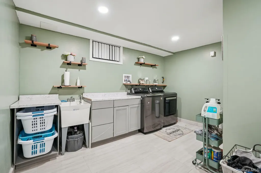 12 Johnson Drive Stony Point NY 10980