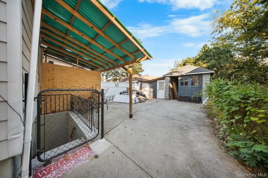 6133 157th Street Flushing NY 11367