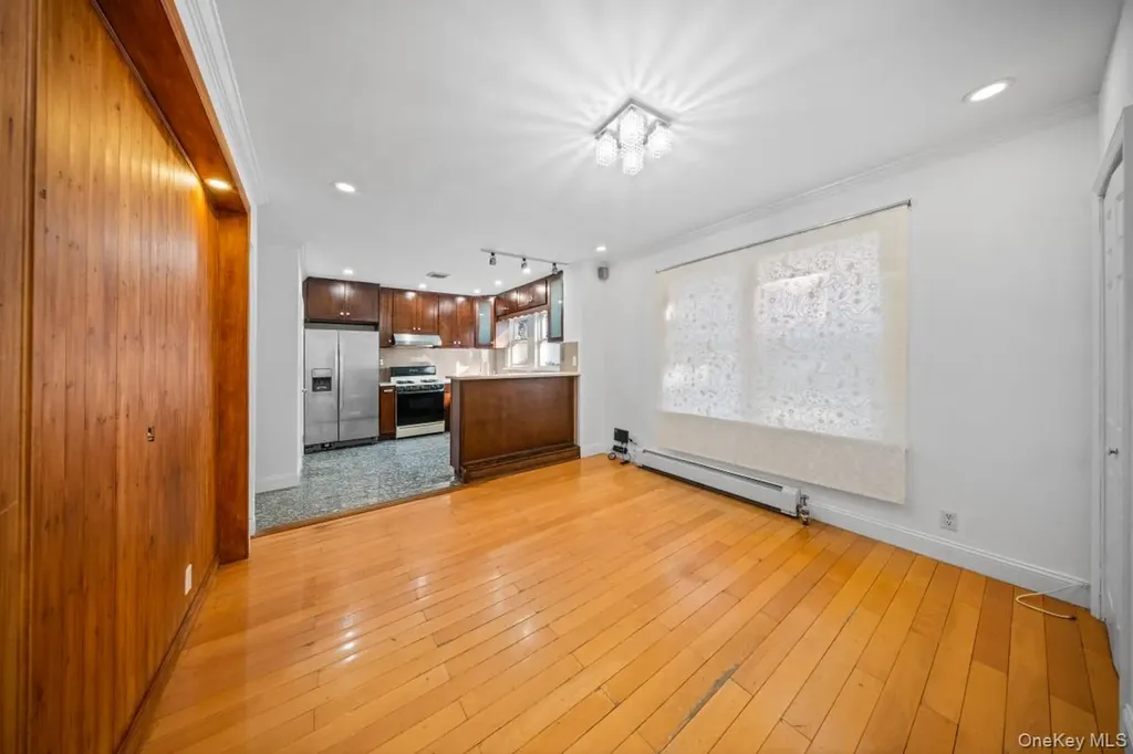 6133 157th Street Flushing NY 11367