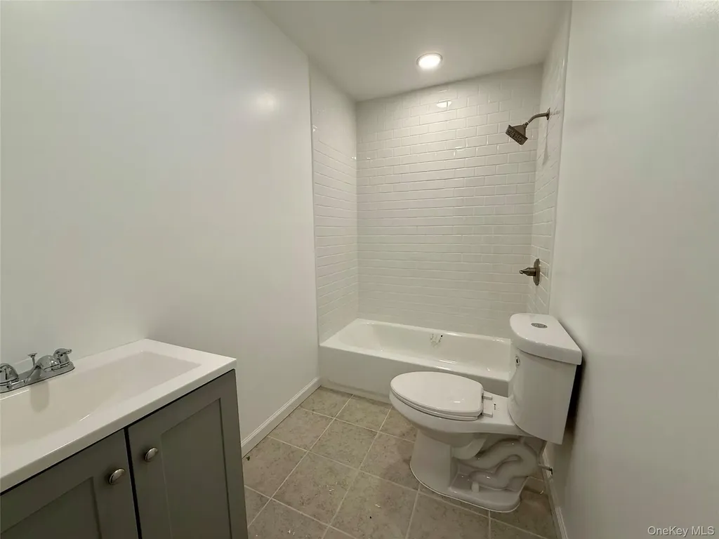 172 Front Street Port Jervis NY 12771