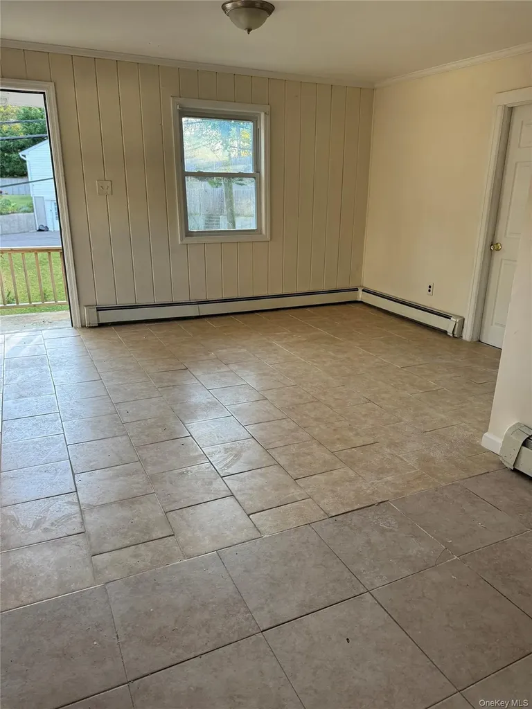 21 Lincoln Drive Rocky Point NY 11778