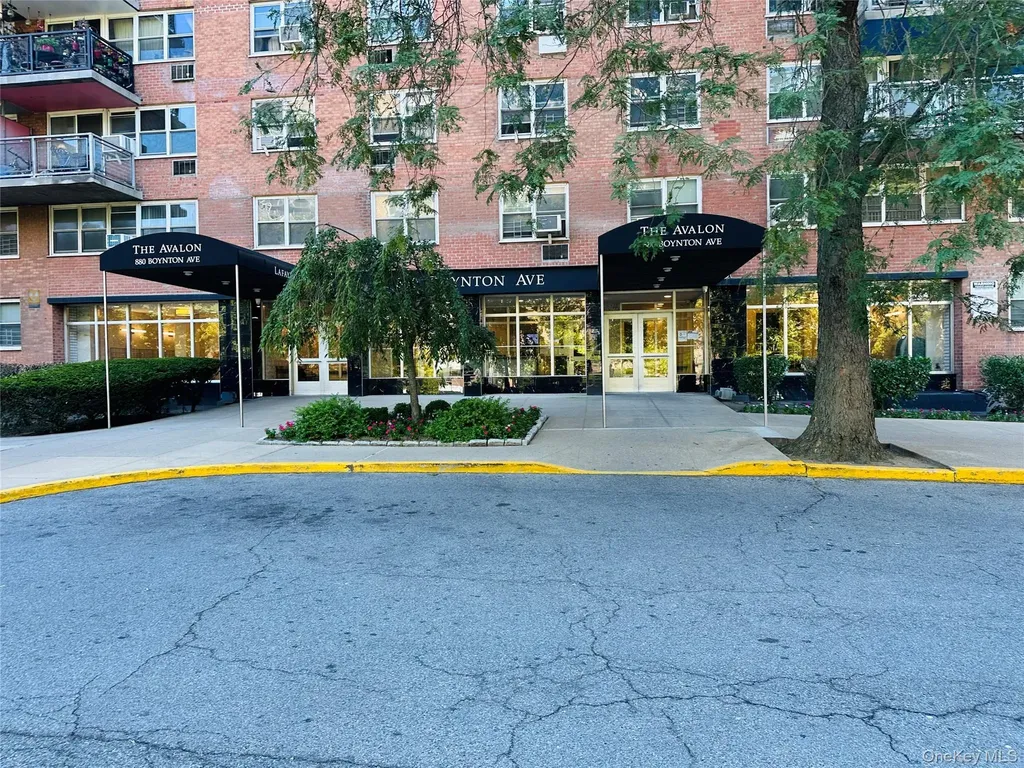 880 Boynton Avenue Bronx NY 10473