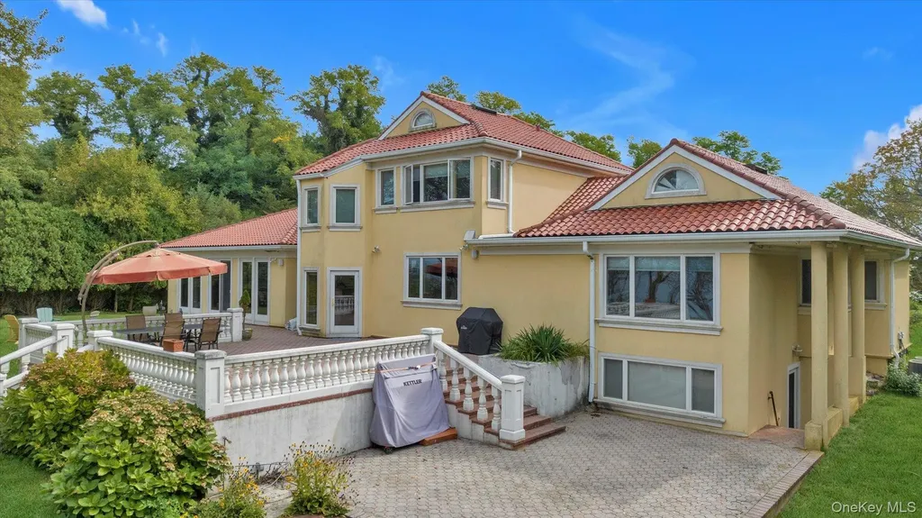 3400 Dignans Road Cutchogue NY 11935