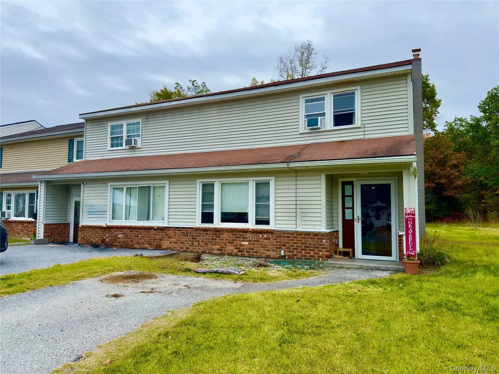 2 Coll Hollow Road Poughkeepsie NY 12601