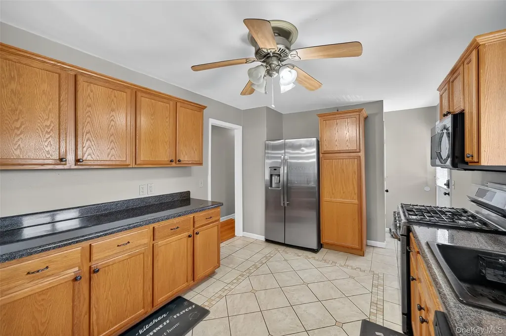 7 Manhattan Avenue Middletown NY 10940