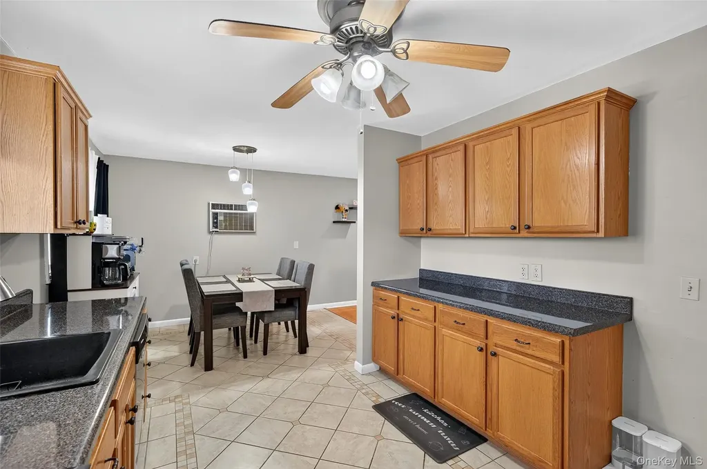 7 Manhattan Avenue Middletown NY 10940