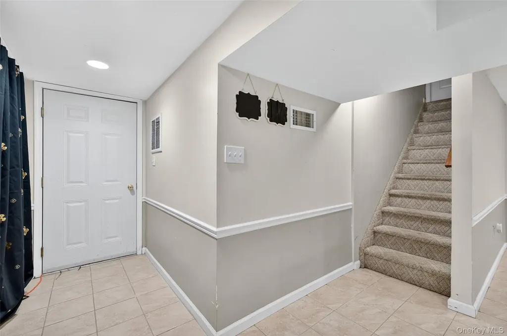 7 Manhattan Avenue Middletown NY 10940