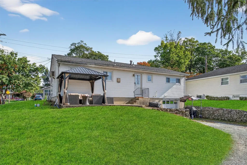7 Manhattan Avenue Middletown NY 10940