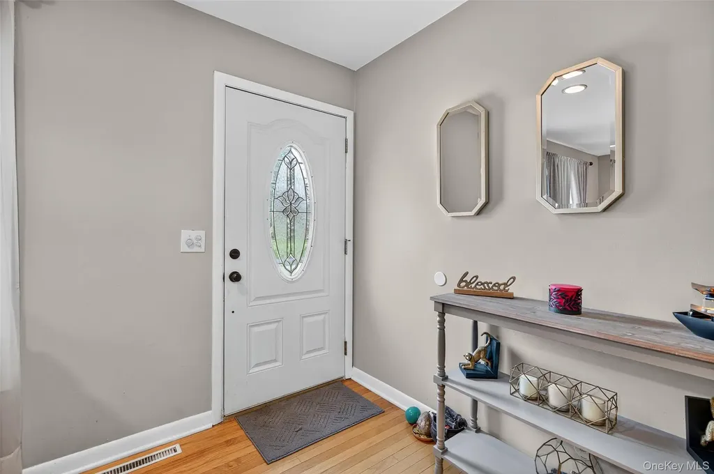 7 Manhattan Avenue Middletown NY 10940